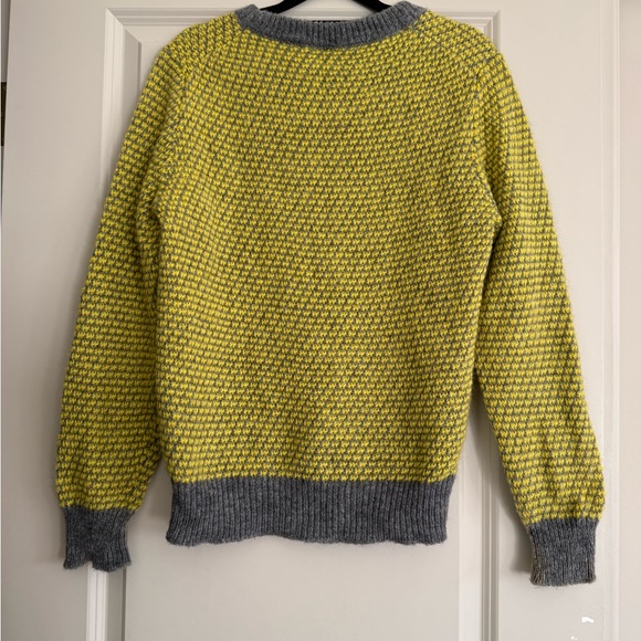 United Colors Of Benetton Yellow and Gray Crewneck Sweater | Size Small - Picture 2 of 3